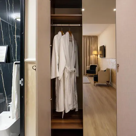 Le Blanc Cotroceni 4*