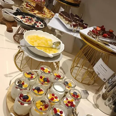 Le Blanc Cotroceni 4* Bucharest