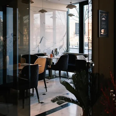 Le Blanc Cotroceni 4* Bükreş