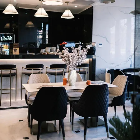 Le Blanc Cotroceni Otel 4*