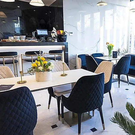 Le Blanc Cotroceni 4*