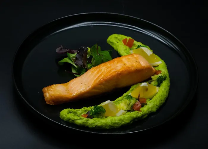 Le Blanc Cotroceni Готель 4*